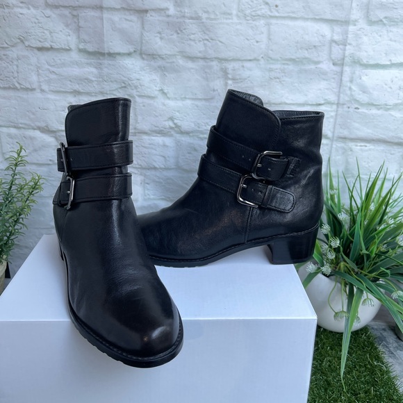 STUART WEITZMAN Strapduo Black
Leather Moto Buckle Ankle Boots Size
7.5 - Picture 6 of 11